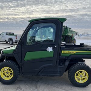2018 John Deere 835R ATVs and Utility Vehicle