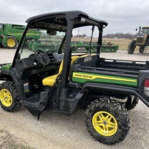 2022 John Deere XUV 835M ATVs and Utility Vehicle